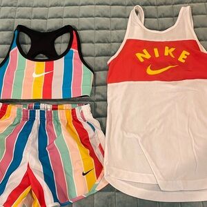 Nike girls youth medium striped outfit